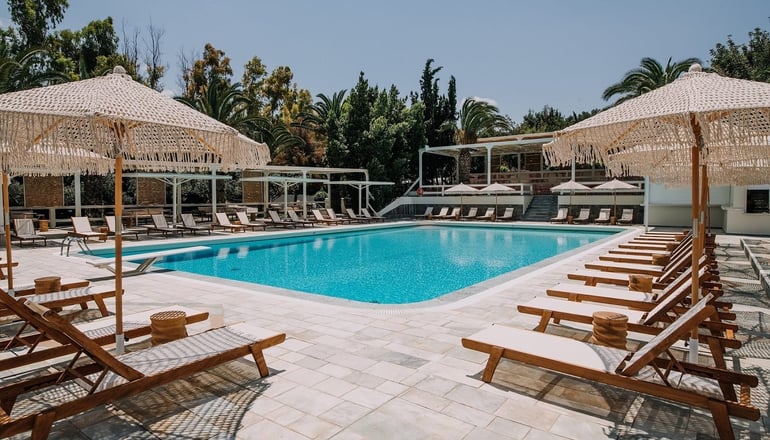 4* Brown Beach Chalkida