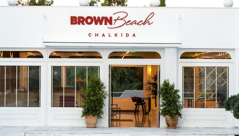 4* Brown Beach Chalkida