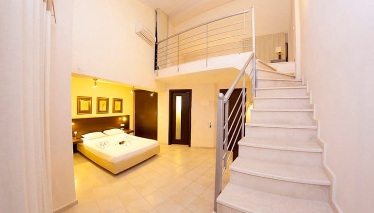 4* Greek Pride Aithrion Hotel