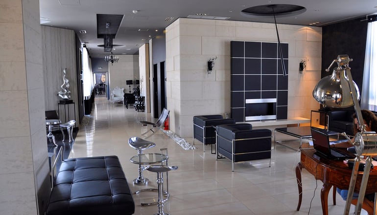 4* Gallery Art Hotel