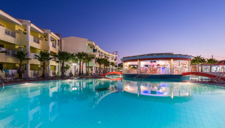 4* Caretta Beach Holiday Village - Καλαμάκι, Ζάκυνθος