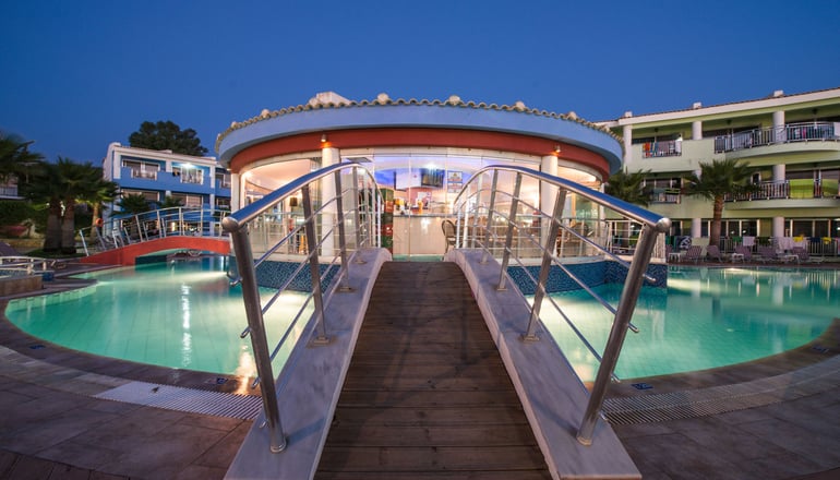 4* Caretta Beach Holiday Village - Καλαμάκι, Ζάκυνθος