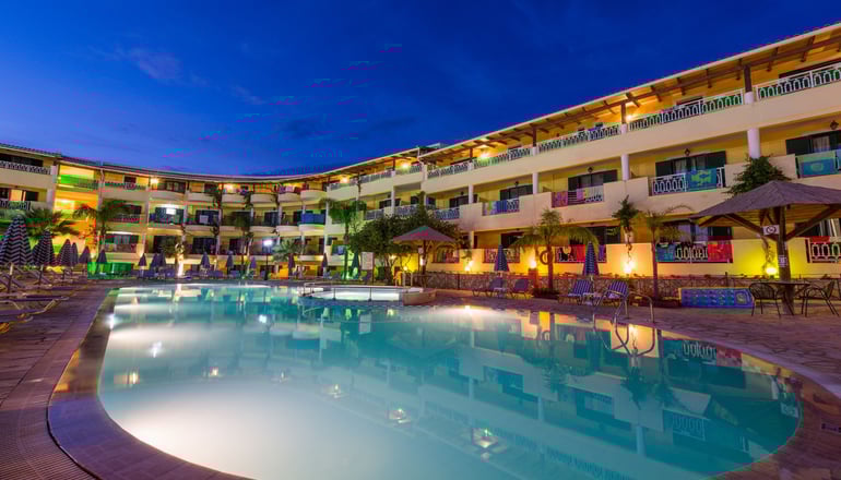 4* Caretta Beach Holiday Village - Καλαμάκι, Ζάκυνθος