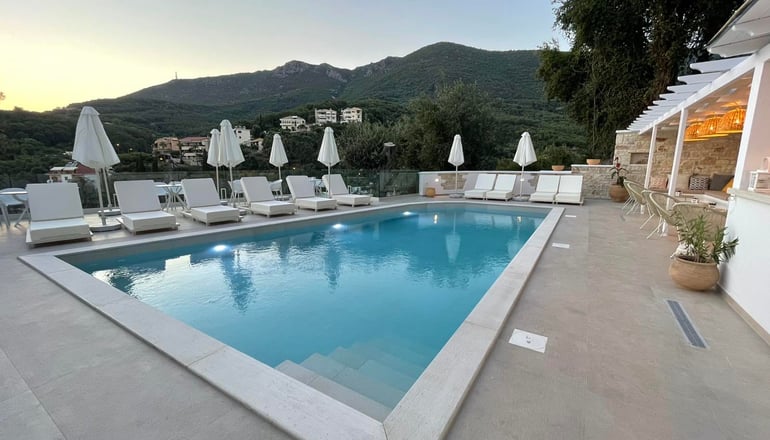 Gallery Suites - Πάργα