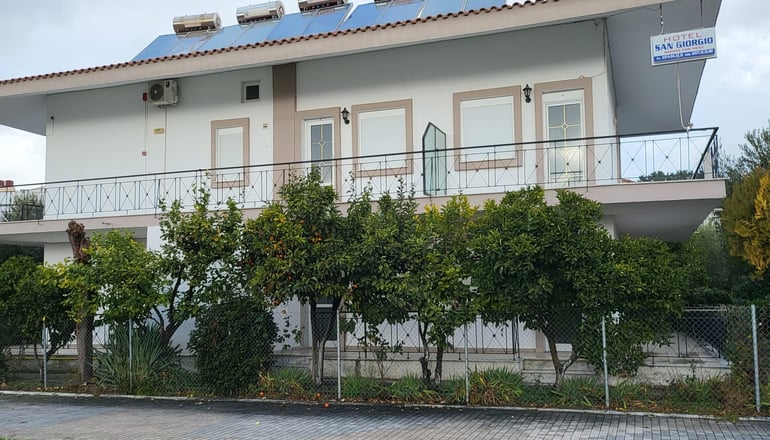 Greek Pride San Giorgio Apartments - Σκάλα Φούρκας, Χαλκιδική