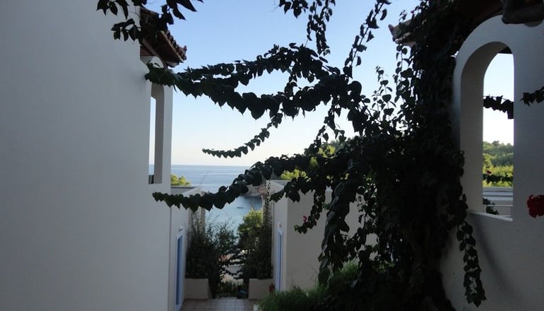 4* Alonissos Beach Bungalows & Suites Hotel - Αλόννησος