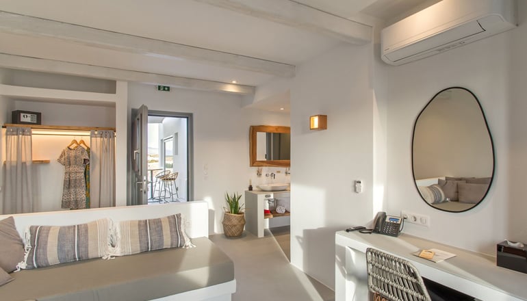 Paros Cape Suites