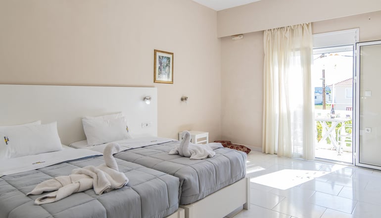 4* Belussi Beach Hotel & Suites - Δροσιά, Ζάκυνθος