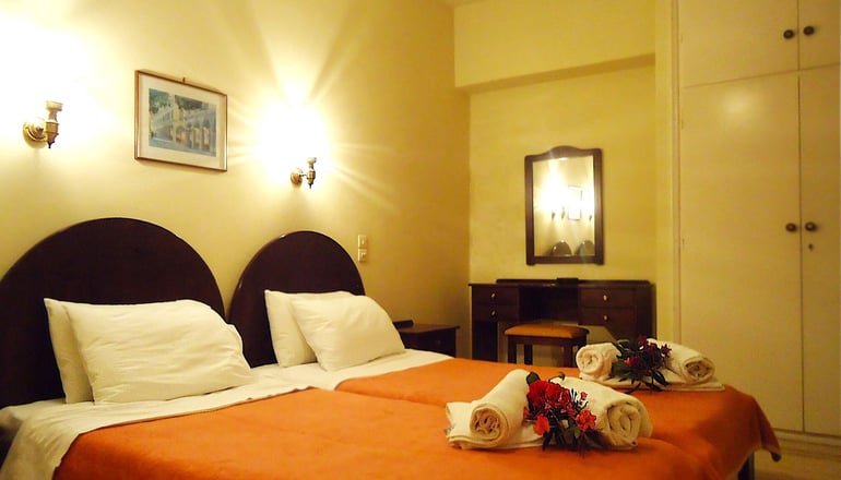 Bruskos Hotel & Suites - Άγιος Γεώργιος Αργυράδων, Κέρκυρα