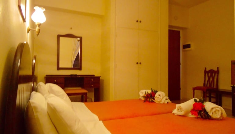 Bruskos Hotel & Suites - Άγιος Γεώργιος Αργυράδων, Κέρκυρα