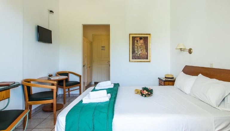 Paradise Inn Corfu - Λιαπάδες, Κέρκυρα