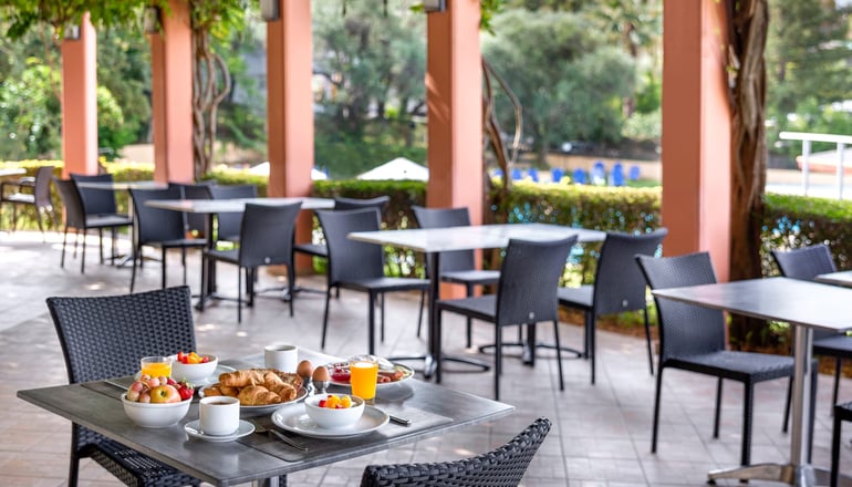 4* Century Resort Corfu