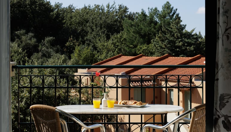 4* Century Resort Corfu