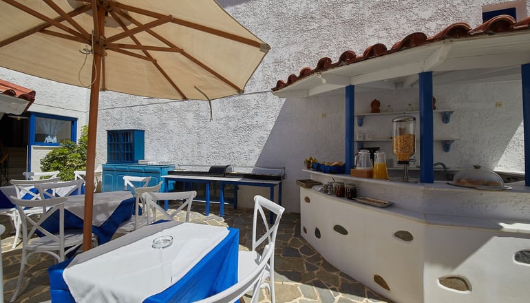Atheras Hotel - Έυδηλος, Ικαρία