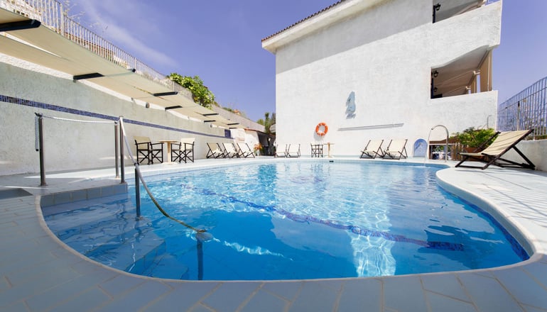 Atheras Hotel - Έυδηλος, Ικαρία