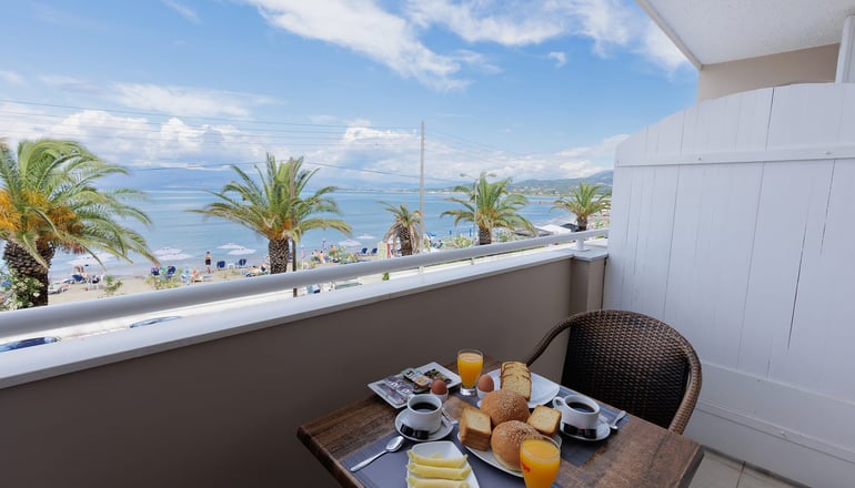 Aphrodite Beachfront Hotel