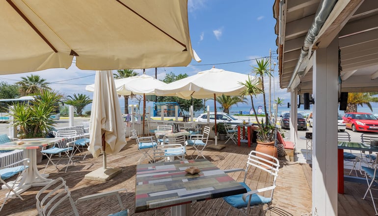 Aphrodite Beachfront Hotel