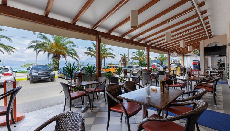 Aphrodite Beachfront Hotel