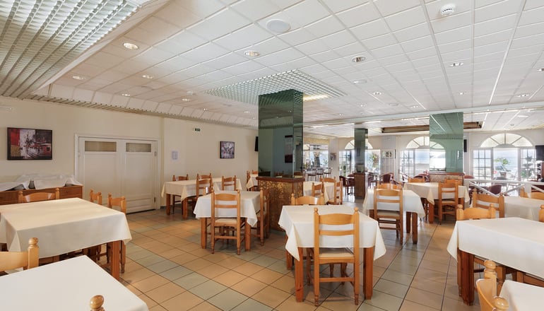 Aphrodite Beachfront Hotel