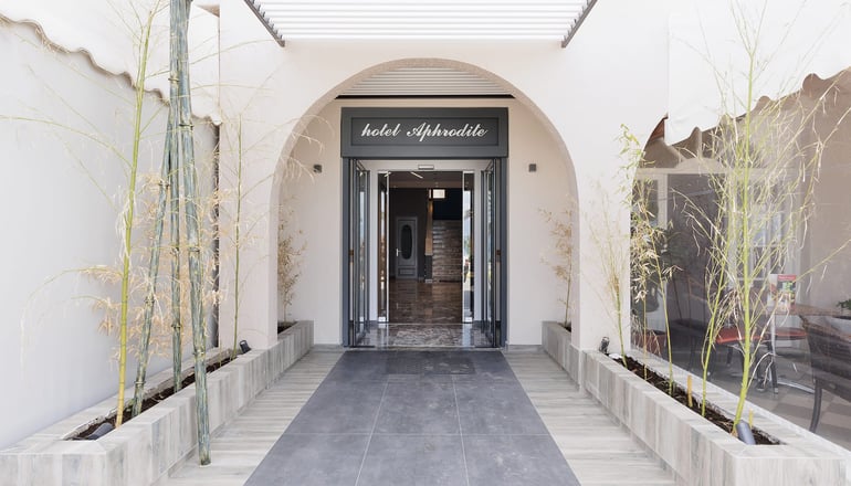 Aphrodite Beachfront Hotel