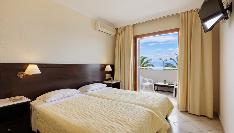 Aphrodite Beachfront Hotel