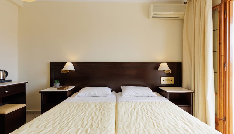 Aphrodite Beachfront Hotel