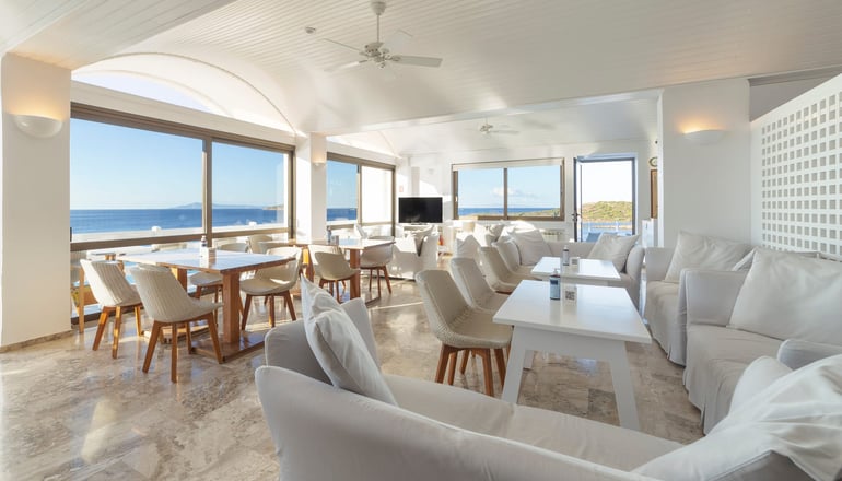 Perrakis Hotel Andros