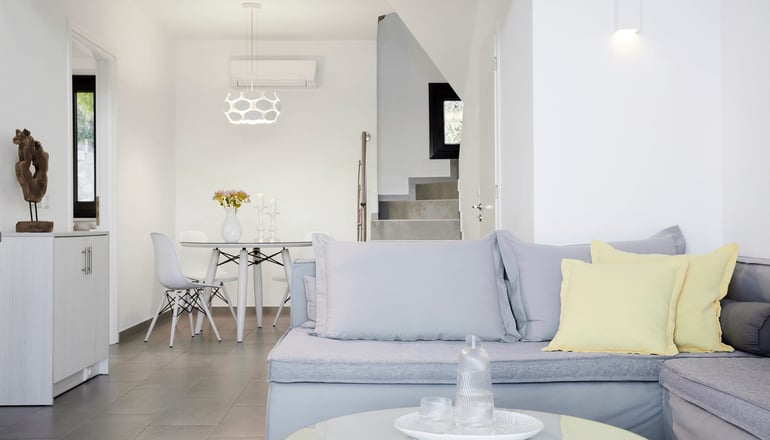 Eleia Seafront Rooms & Villas - Πέτρα, Λέσβος