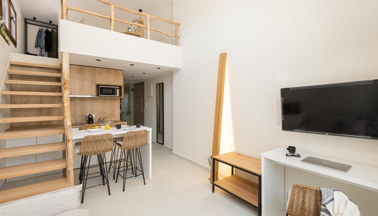 Palm Suites