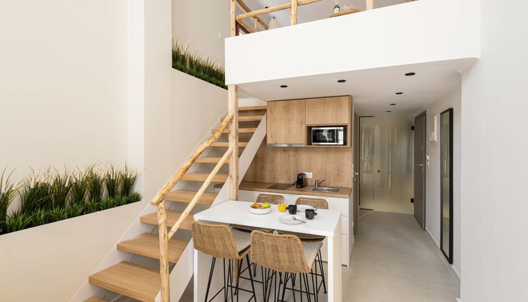 Palm Suites