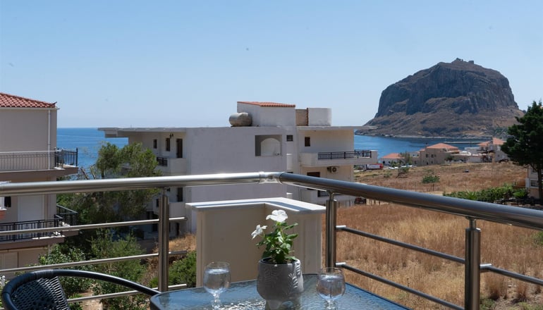 Tulipa Suites - Μονεμβασιά