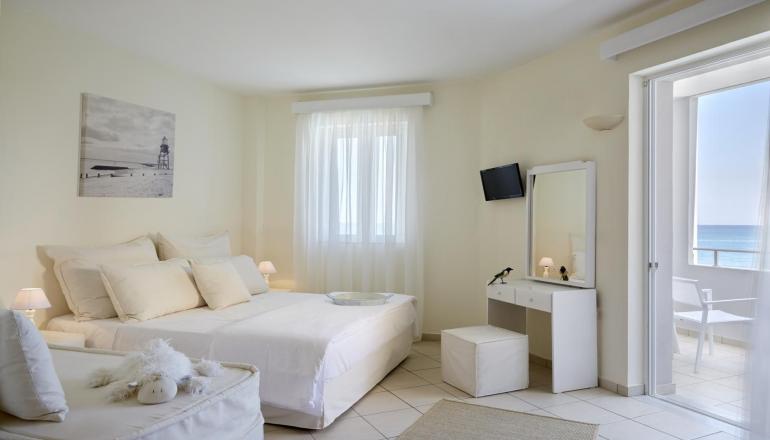 Petradi Beach Lounge Hotel