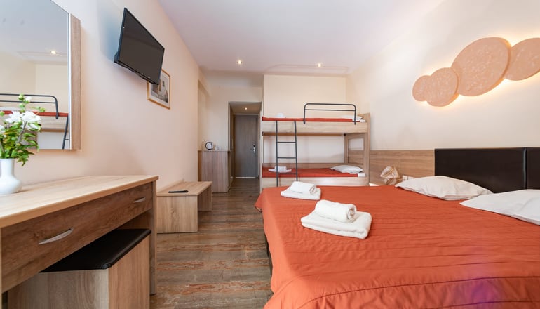 4* Corfu Maris Bellos Hotel