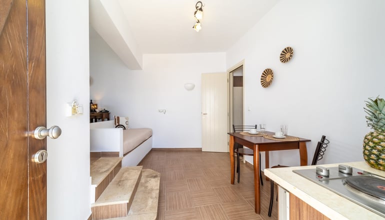 Hotel Anemomilos - Αγία Άννα, Νάξος