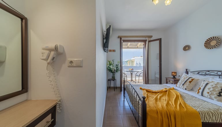 Hotel Anemomilos - Αγία Άννα, Νάξος