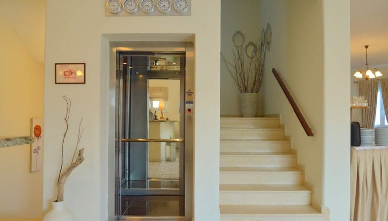 Ostria Hotel - Αδάμαντας, Μήλος