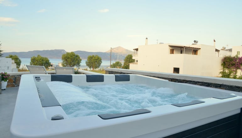 Ostria Hotel - Αδάμαντας, Μήλος