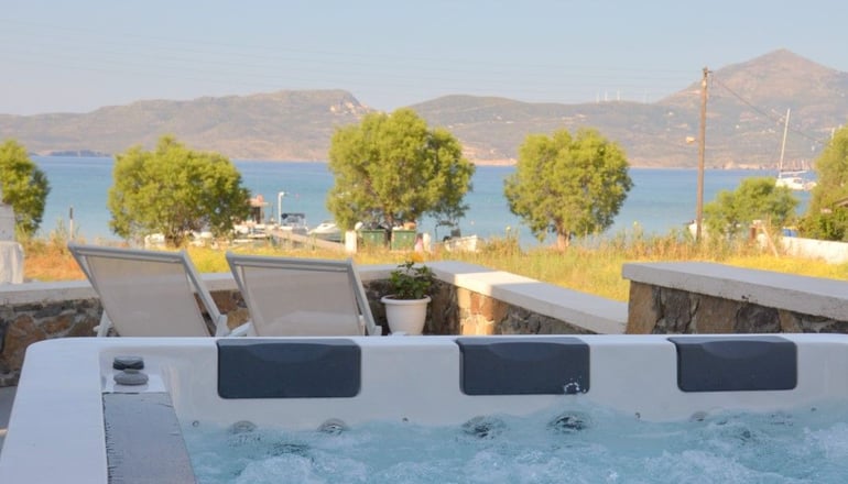 Ostria Hotel - Αδάμαντας, Μήλος