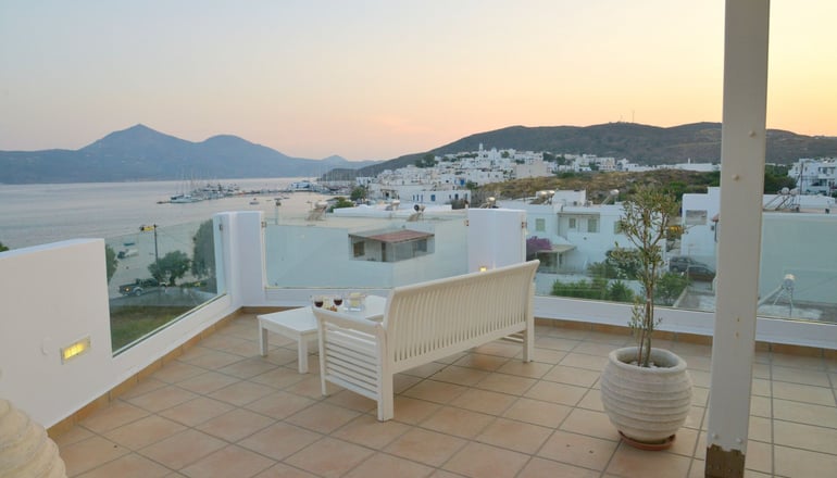 Ostria Hotel - Αδάμαντας, Μήλος