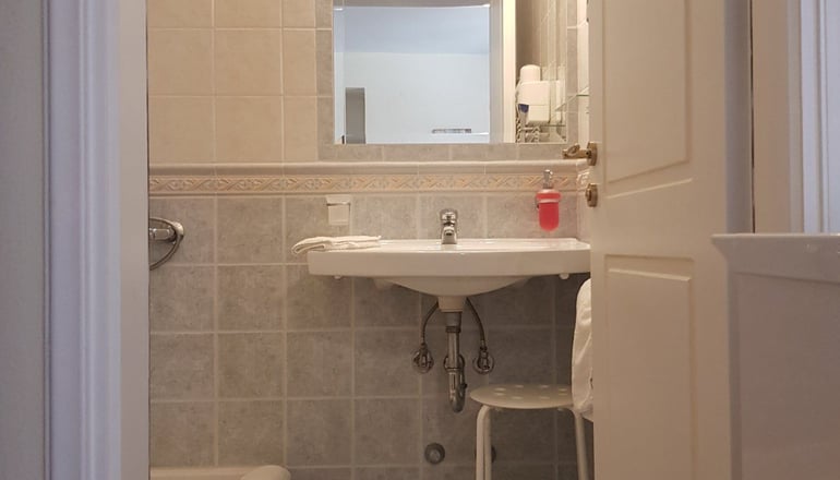 Ostria Hotel - Αδάμαντας, Μήλος