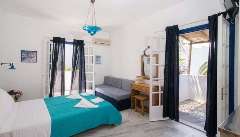 Antonina Hotel - Αγία Άννα, Νάξος