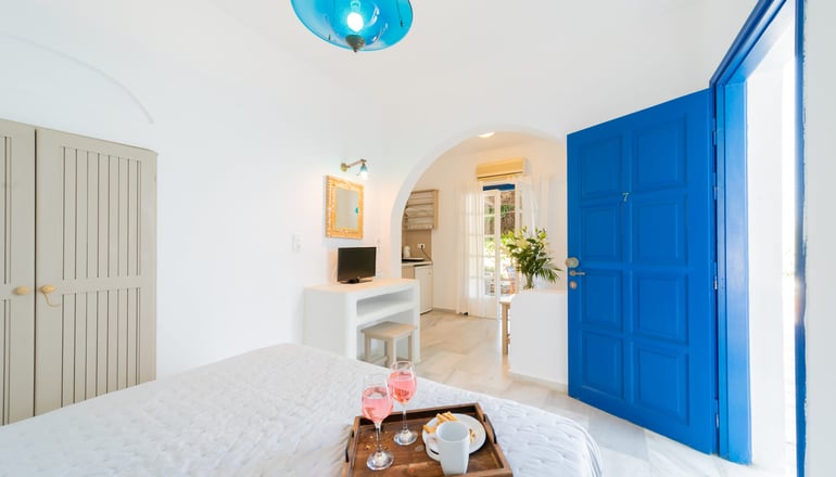 Antonina Hotel - Αγία Άννα, Νάξος