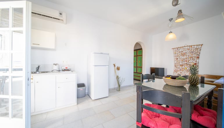 Antonina Hotel - Αγία Άννα, Νάξος