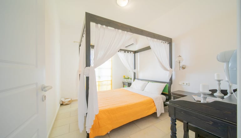 Antonina Hotel - Αγία Άννα, Νάξος