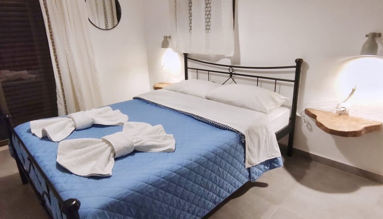 Blue Era Apartments Andros