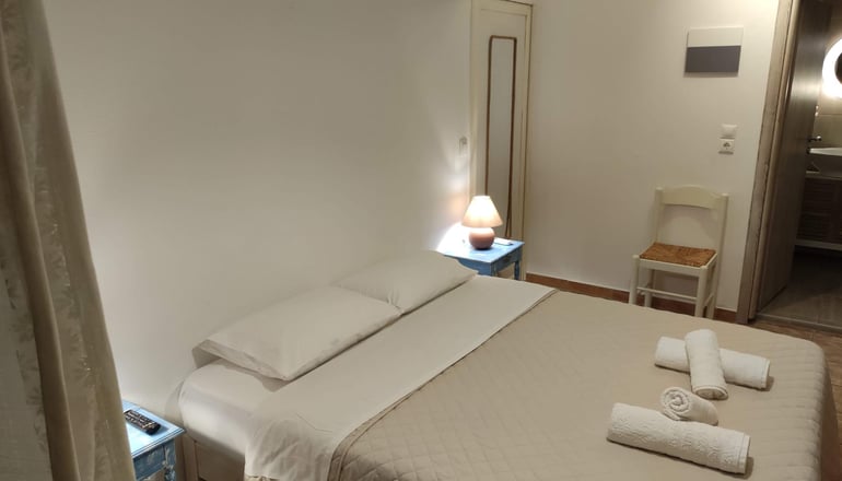 Blue Era Apartments Andros