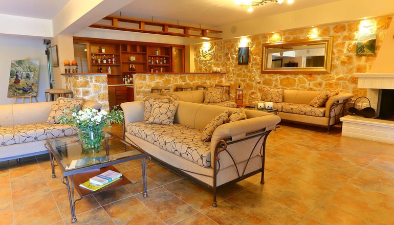 Vathi Hotel - Γύθειο