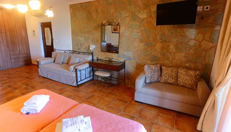 Vathi Hotel - Γύθειο