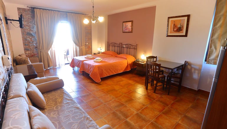 Vathi Hotel - Γύθειο