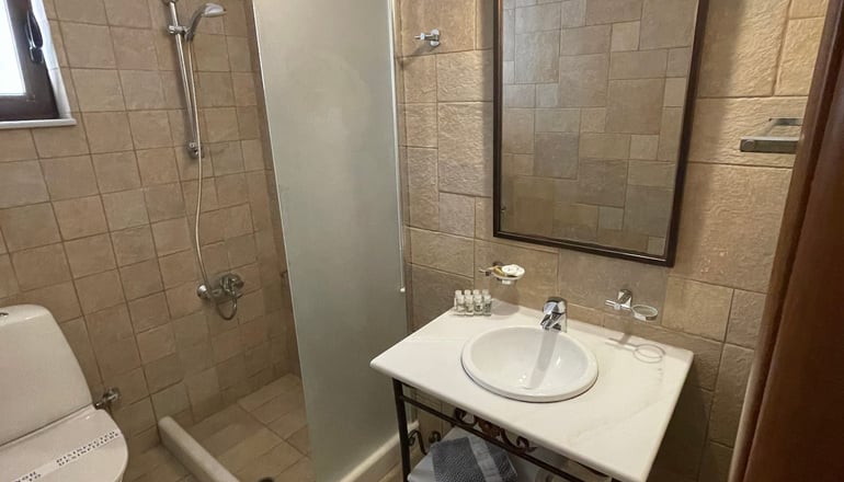 Vathi Hotel - Γύθειο